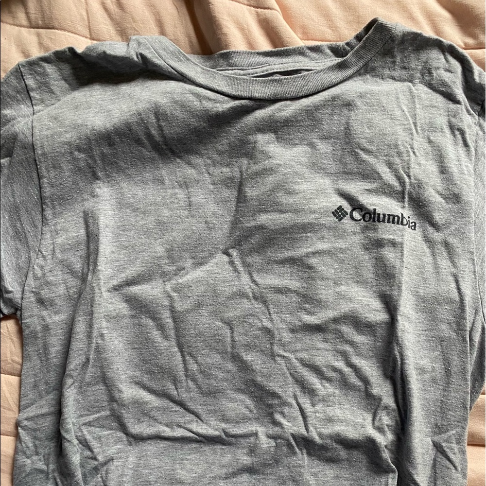 Columbia T-shirt